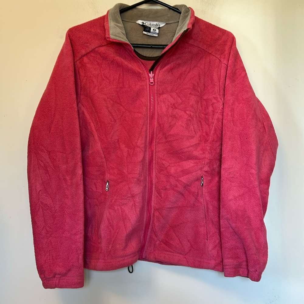 Columbia raspberry fleece jacket very good condition zip front/pocketsvsize M